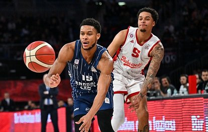 "Anadolu Efes, EuroLeague Maratonunda Belgrad Arena'da Kızılyıldız'la Karşı Karşıya!"