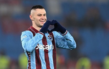 "Zubkov, Sakatlığına Rağmen Fenerbahçe Karşılaşması İçin Sahada Olmayı Planlıyor!"